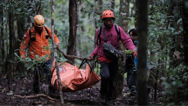 Cerita di Balik Kecelakaan Tragis Pesawat ATR 42-500: Ikut Misi Pencarian, Kini Malah Dicari