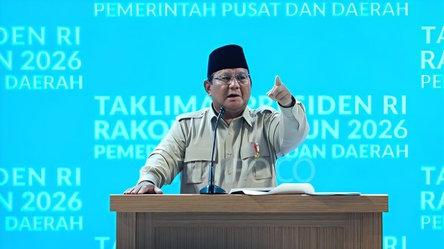 Komitmen Teruskan MBG, Prabowo Bertanya Apa Salahnya Presiden Gelontorkan Uang ke Rakyat