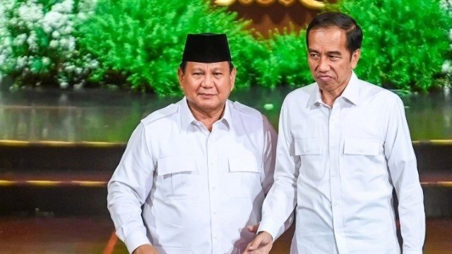 Membongkar Rahasia Istana: Jokowi Ternyata Sudah Kantongi ‘Kartu As’ dan Sifat Aneh Prabowo Sebelum Serahkan Kursi Presiden!