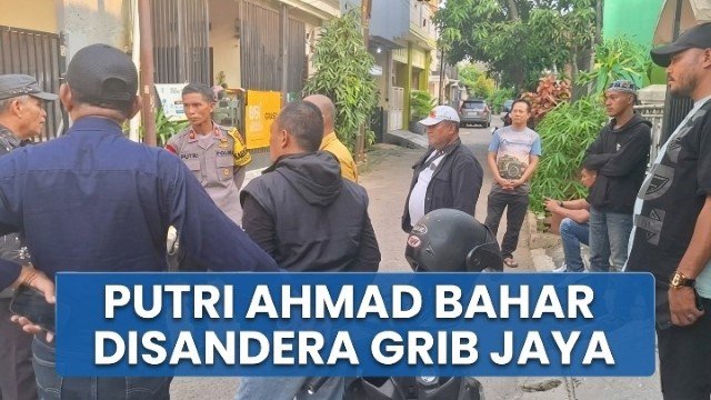 Mencekam! Rumah Penulis Ahmad Bahar Digeruduk Massa GRIB Jaya Pimpinan Hercules, Anak Perempuan Disandera Tanpa Ampun