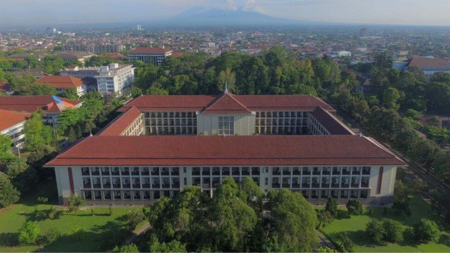 Perang Bintang Kampus Indonesia! Puspresnas Bongkar 20 Universitas Paling Berprestasi 2026 Dominasi Negeri vs Kejutan Swasta