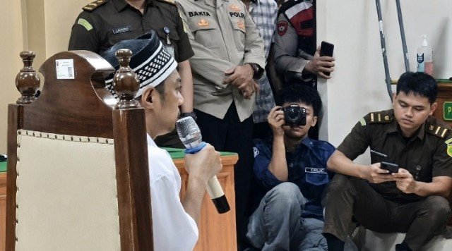 Plot Twist Berdarah! Terdakwa Pembunuhan Satu Keluarga Indramayu Mengaku Bohong, 4 Nama Pelaku Lain Ternyata Cuma Karangan