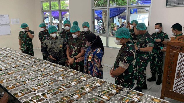Sentilan Pedas Pakar UGM TNI Disuruh Urus MBG Sampai Begal, Lalu Siapa Yang Jaga Kedaulatan Negara