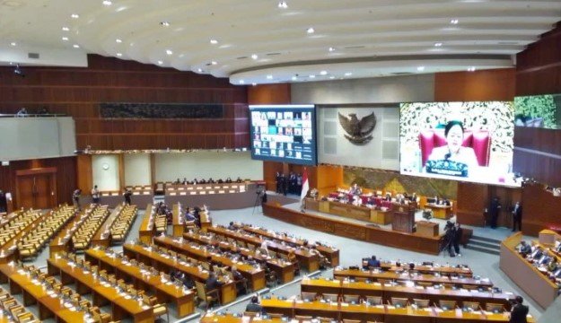 DPR Kehilangan Nyali! Bocor Pengakuan Tak Bisa Sembarangan Kritik Pemerintah, Disandera Tekanan Politik
