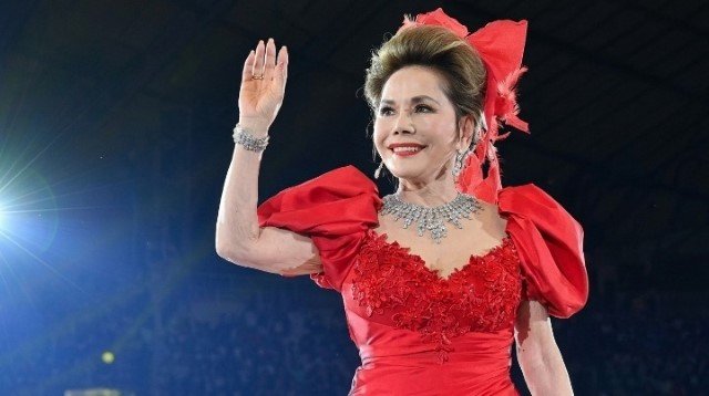Hancur Lebur! Karier Dewi Sukarno Hancur Berantakan, Rugi Rp10 Miliar Imbas Kasus Penganiayaan