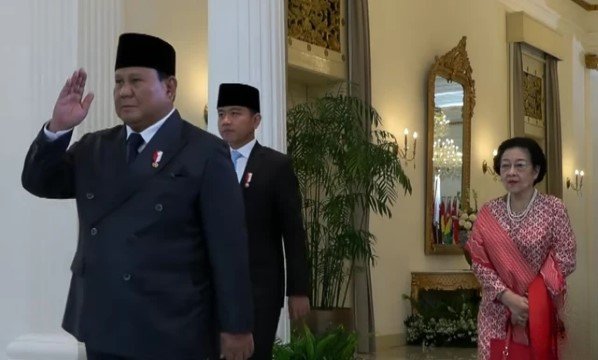 PANAS! Megawati Tolak Jalan di Depan Gibran Meski Diminta Prabowo, Dendam Belum Usai?