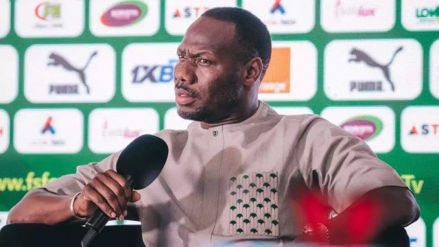Pilih Final Piala Dunia 2026 atau Salat Jumat Jawaban Menohok Pelatih Senegal Skakmat Jurnalis AS!