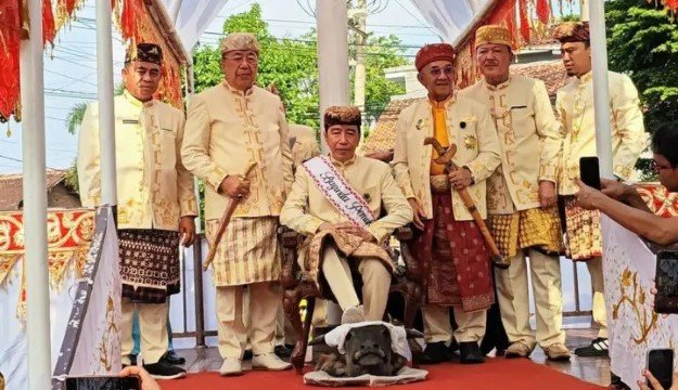 PDIP Ngamuk! Sebut Alasan Jokowi Ngaku ‘Tak Tahu’ Bakal Injak Kepala Kerbau Sebagai Kebohongan Hakiki
