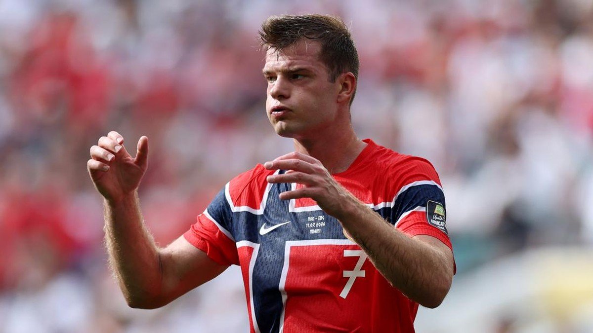 Sorloth Ungkap Alasan Tak Umpan Haaland, Norwegia Gagal ke Semifinal